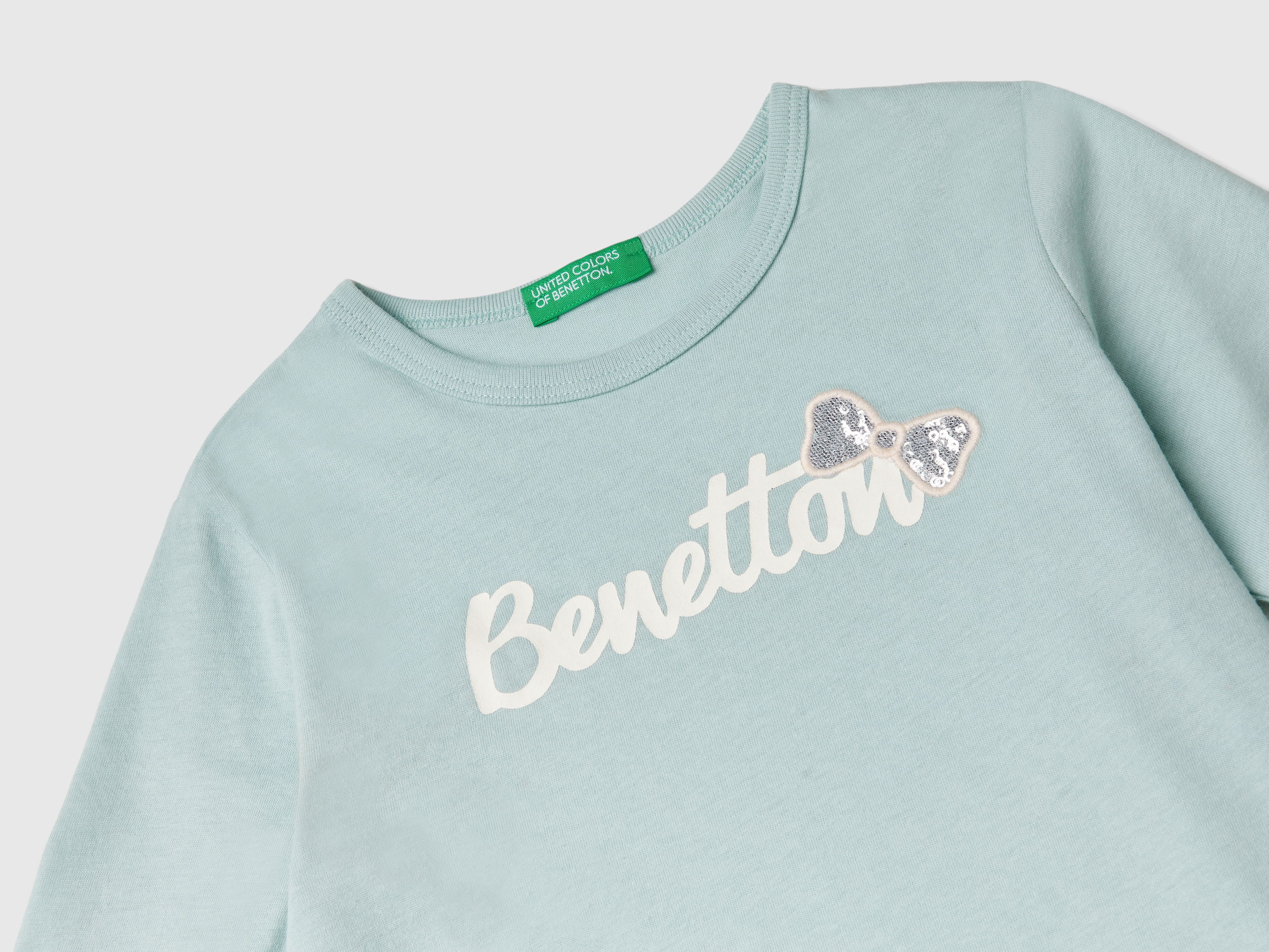 T-shirt avec imprimé et paillettes – Image 3