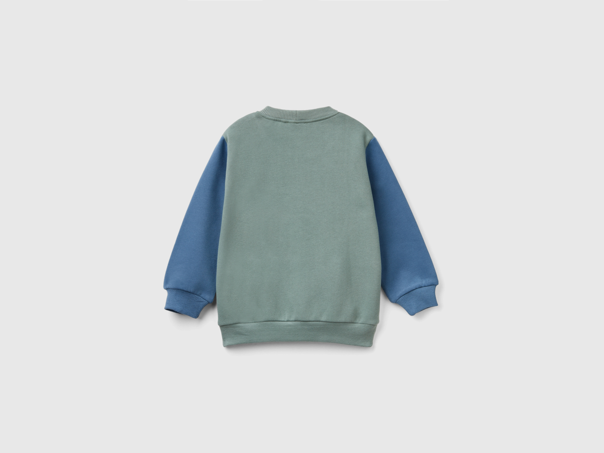 Sweat-shirt chaud avec poche kangourou – Image 2