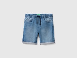Bermuda en denim extensible Bermuda en denim extensible