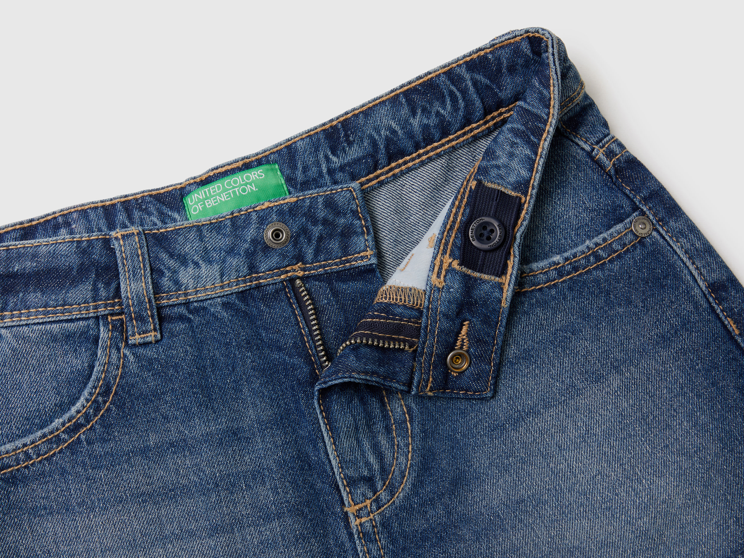 Short en jeans à franges – Image 3