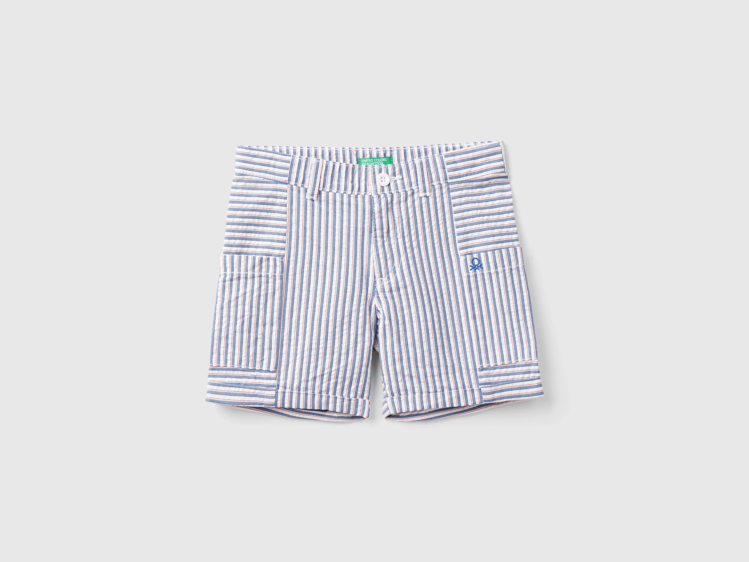 Short rayé à poches Short rayé à poches
