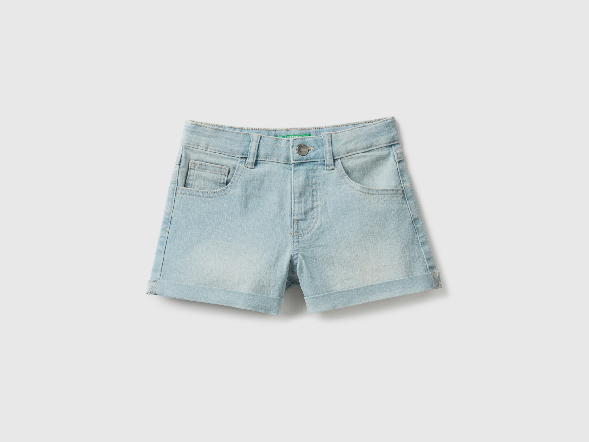 Jeans court en denim Jeans court en denim