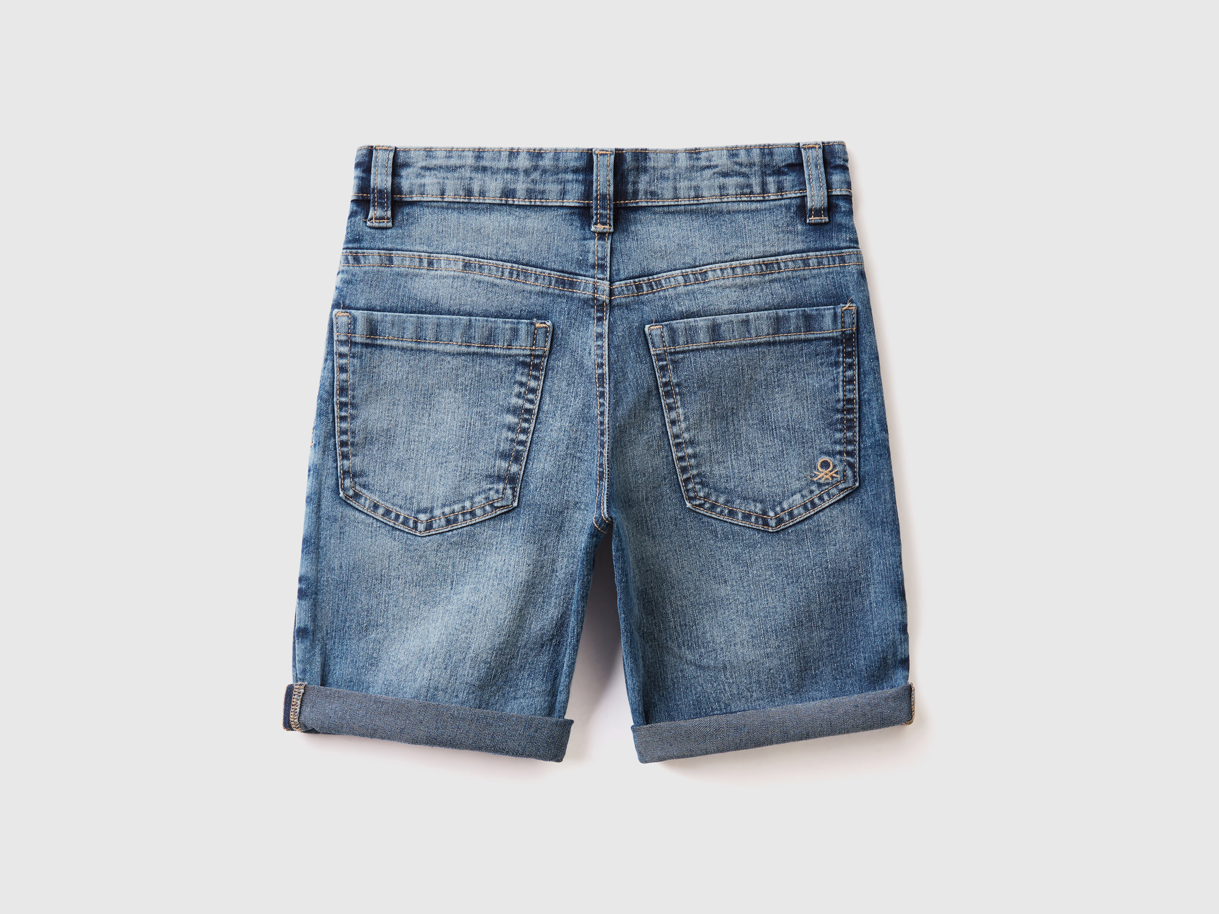 Bermuda slim en denim – Image 2