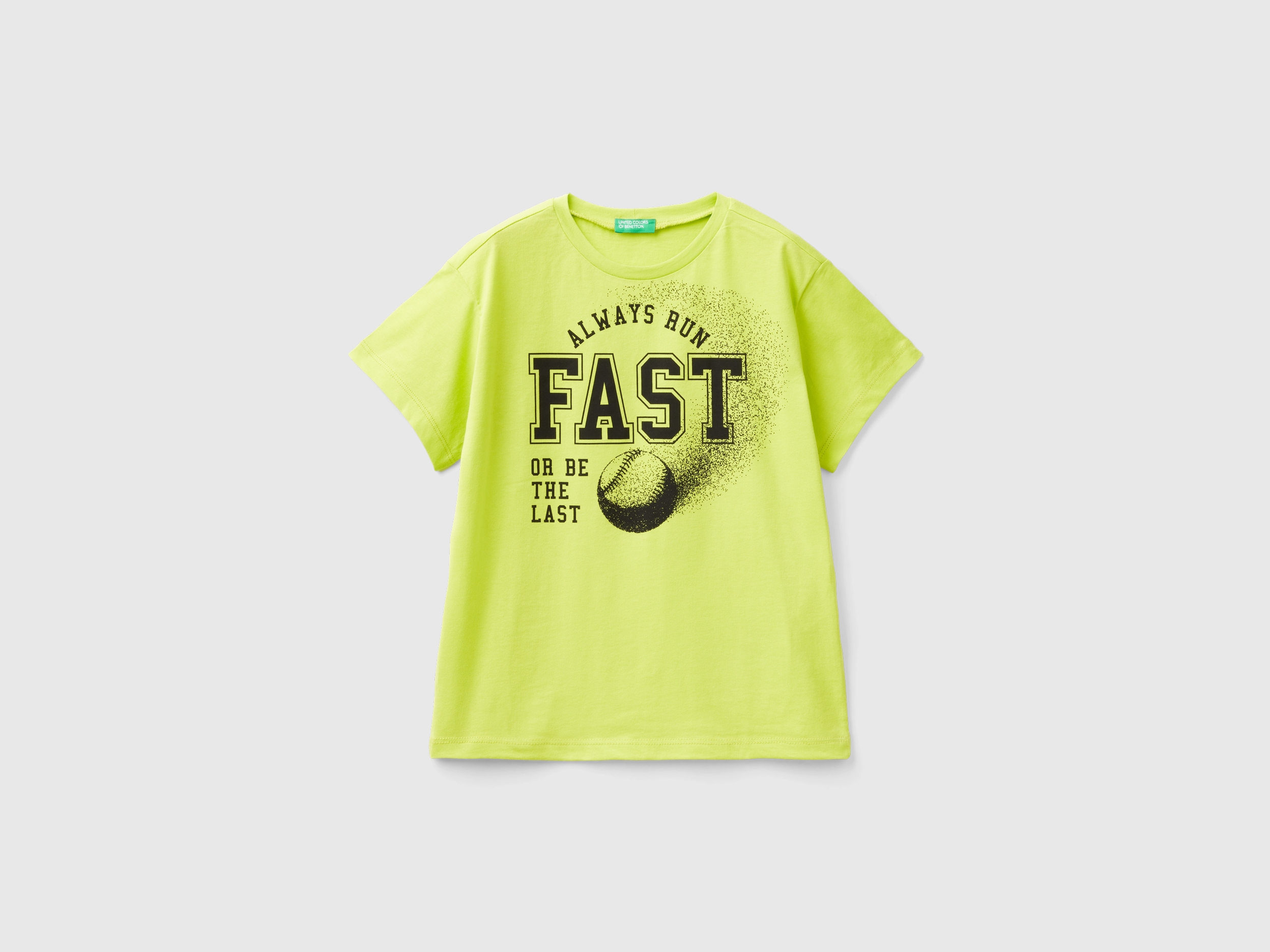 T-shirt à motif sportif T-shirt à motif sportif