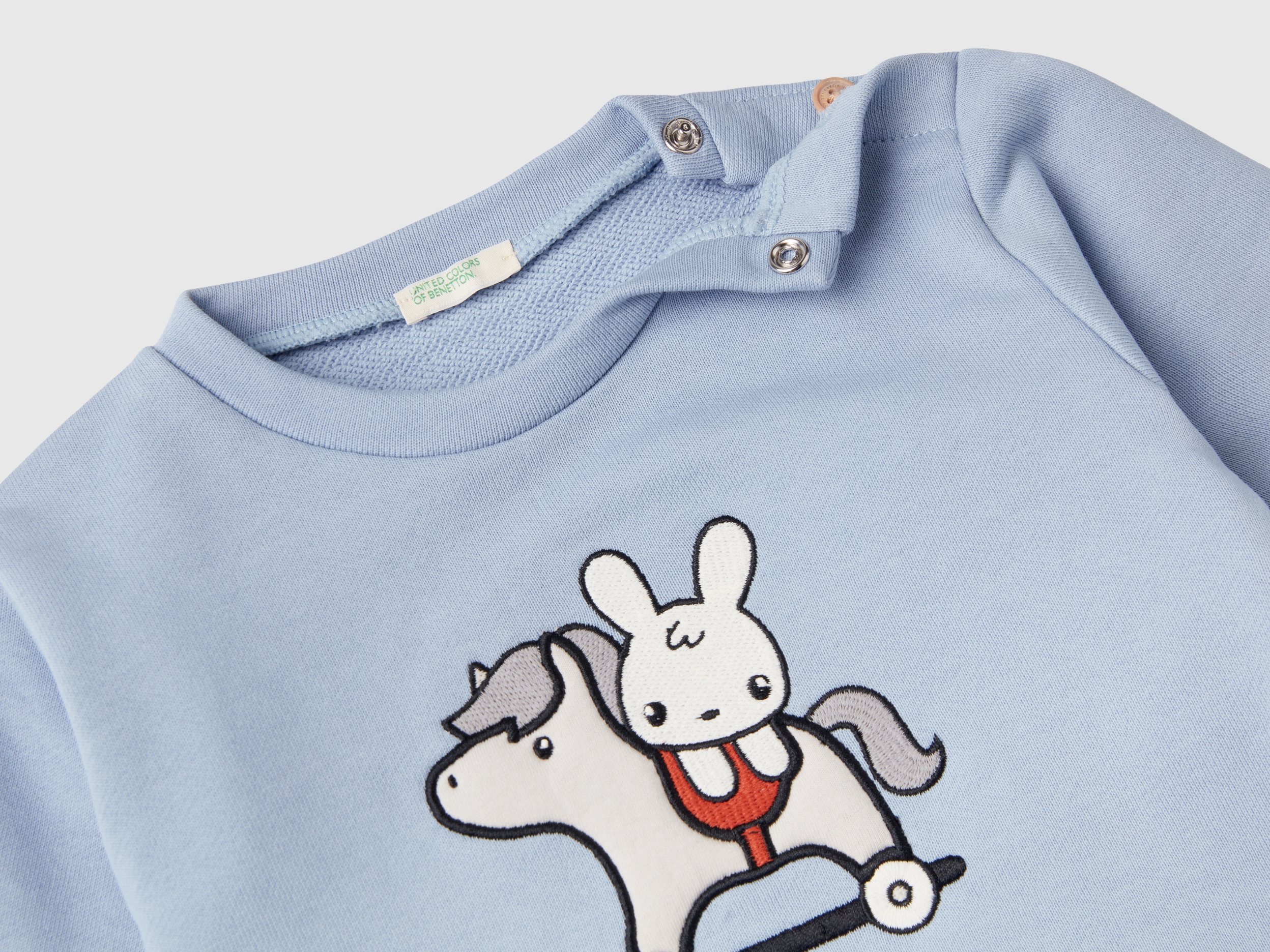 Sweat à lapin brodé – Image 2