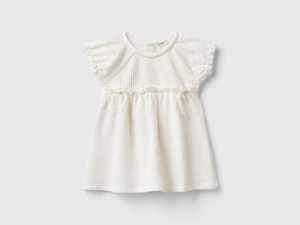 Robe jacquard à détails ruchés Robe jacquard à détails ruchés