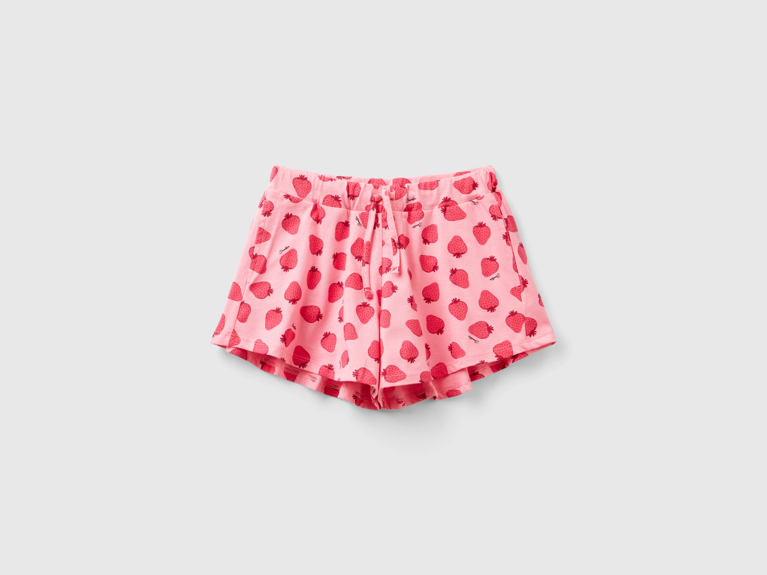 Short rose à motif fraise Short rose à motif fraise