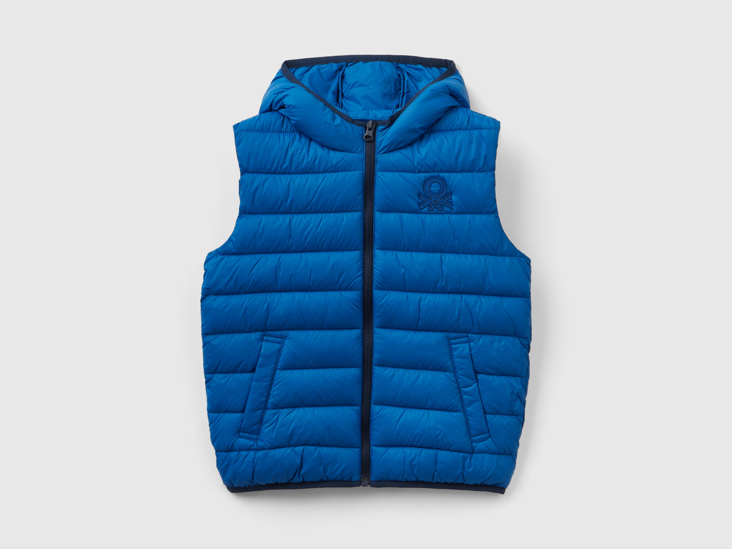 Veste sans manches rembourrée à capuche Veste sans manches rembourrée à capuche