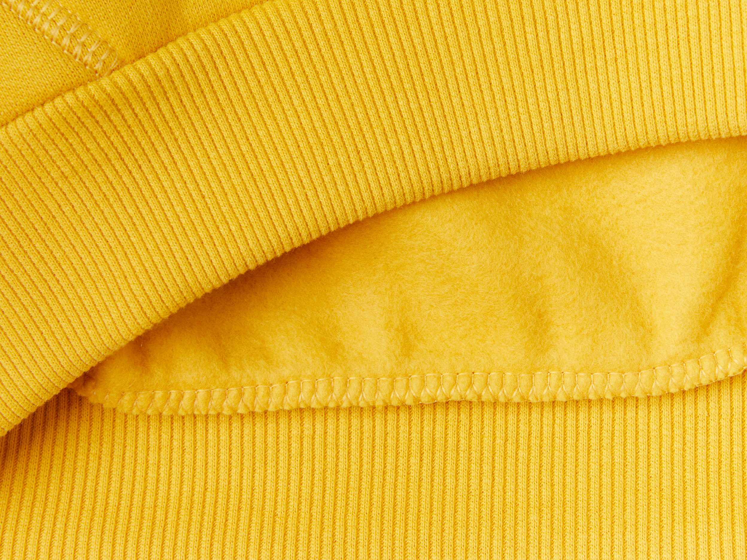 Sweat chaud à poche kangourou – Image 2