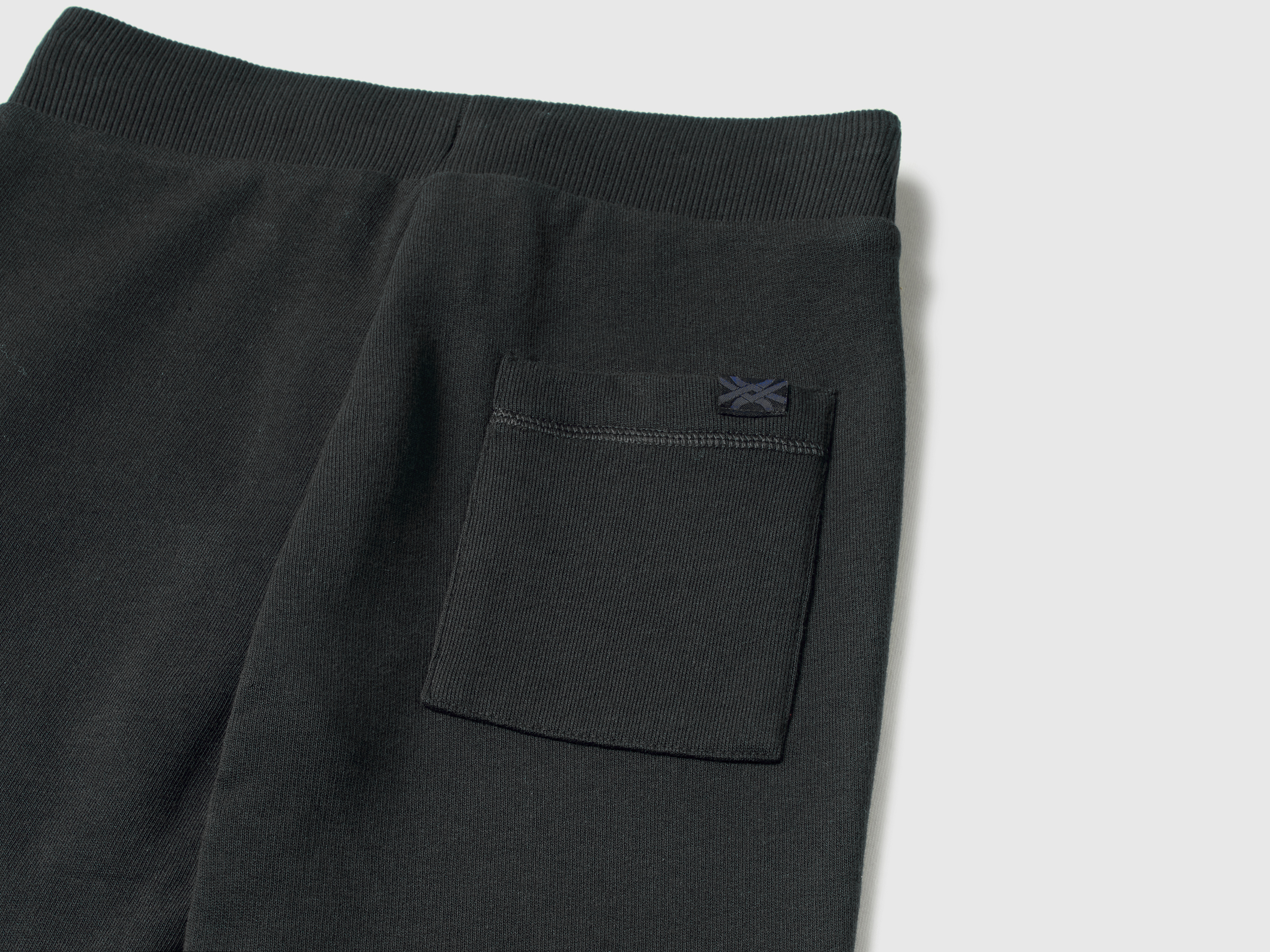 Pantalon de sport à cordon de serrage – Image 2