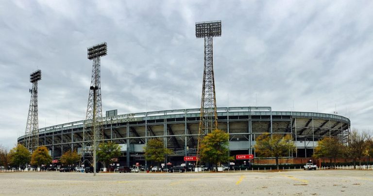 Birmingham inks 3-year “SWAC Classic” agreement to play at Legion Field Birmingham inks 3-year “SWAC Classic” agreement to play at Legion Field