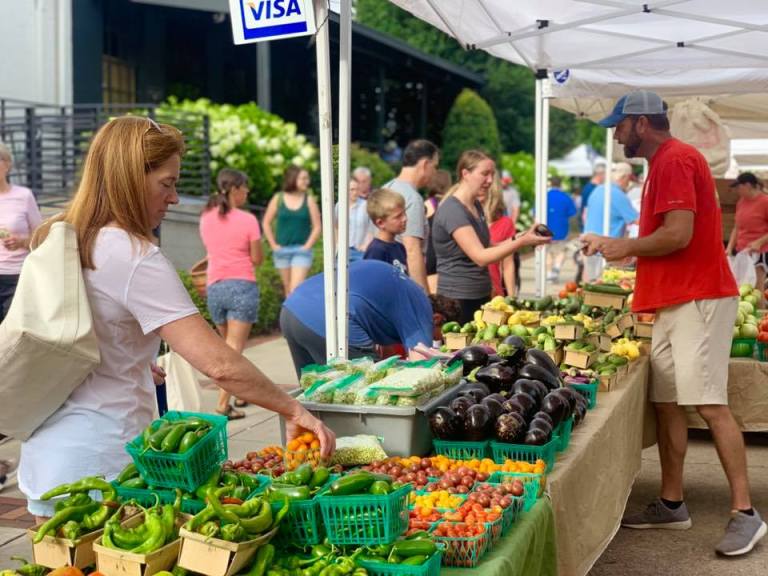 6 springtime farmers’ markets where you can support local 6 springtime farmers’ markets where you can support local