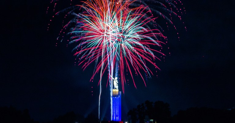 Red, white + BOOM! Where to watch fireworks this 4th of July in Birmingham Red, white + BOOM! Where to watch fireworks this 4th of July in Birmingham