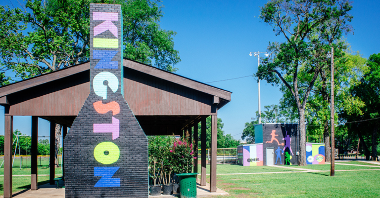 “Brushstrokes of possibility”—Live HealthSmart Alabama murals bring new life to Kingston community “Brushstrokes of possibility”—Live HealthSmart Alabama murals bring new life to Kingston community