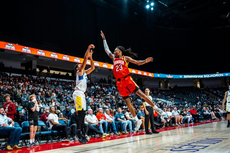 Birmingham Squadron draws nearly 5000 fans for inaugural game (PHOTOS) Birmingham Squadron draws nearly 5000 fans for inaugural game (PHOTOS)
