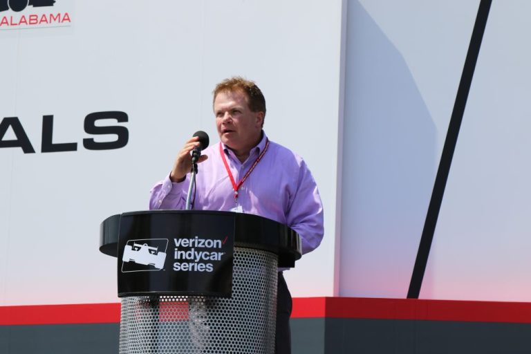 Gene Hallman named as 2022 Distinguished American Sportsman by Alabama Sports Hall of Fame Gene Hallman named as 2022 Distinguished American Sportsman by Alabama Sports Hall of Fame