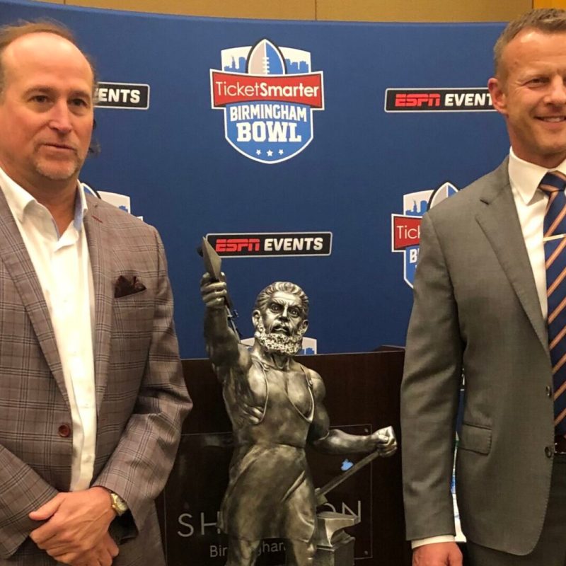5 ways to make University of Houston fans feel at home for the TicketSmarter Birmingham Bowl 5 ways to make University of Houston fans feel at home for the TicketSmarter Birmingham Bowl