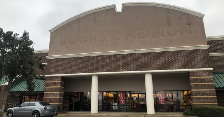 Books-A-Million Brook Highland store closes after 27 years Books-A-Million Brook Highland store closes after 27 years