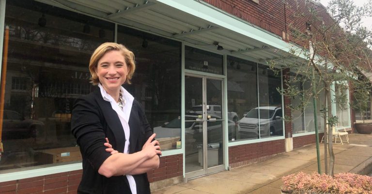 MK Quinlan to open namesake boutique at former Zoe’s in Forest Park space MK Quinlan to open namesake boutique at former Zoe’s in Forest Park space