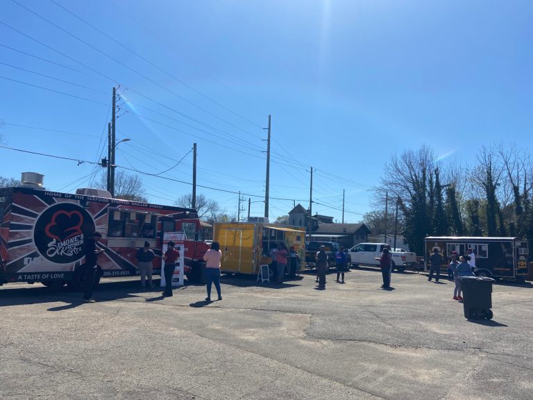 West End Food Truck Park uplifts the community through delicious food + opportunities—find out more West End Food Truck Park uplifts the community through delicious food + opportunities—find out more