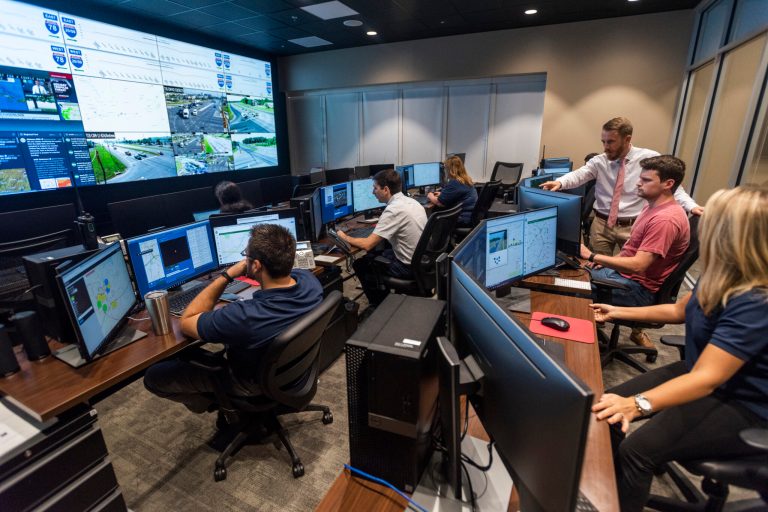 The University of Alabama unveils new Executive Education Program—learn more The University of Alabama unveils new Executive Education Program—learn more
