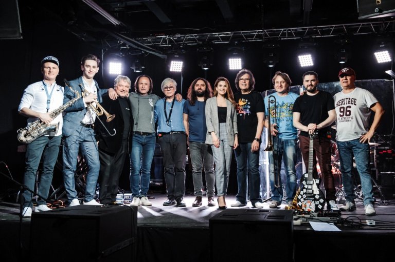 Chicago tribute band Leonid & Friends to perform at Iron City—see their unique backstory Chicago tribute band Leonid & Friends to perform at Iron City—see their unique backstory