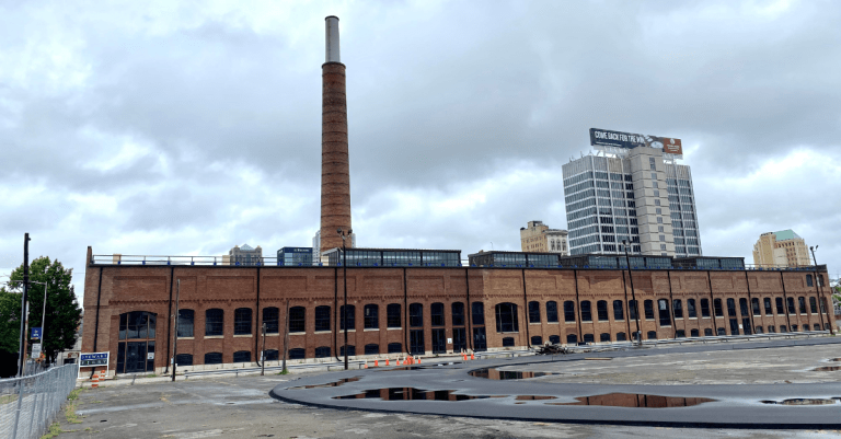 Skate into the summer with a sneak peek of the NEW speed skating track constructed for The World Games 2022 Skate into the summer with a sneak peek of the NEW speed skating track constructed for The World Games 2022