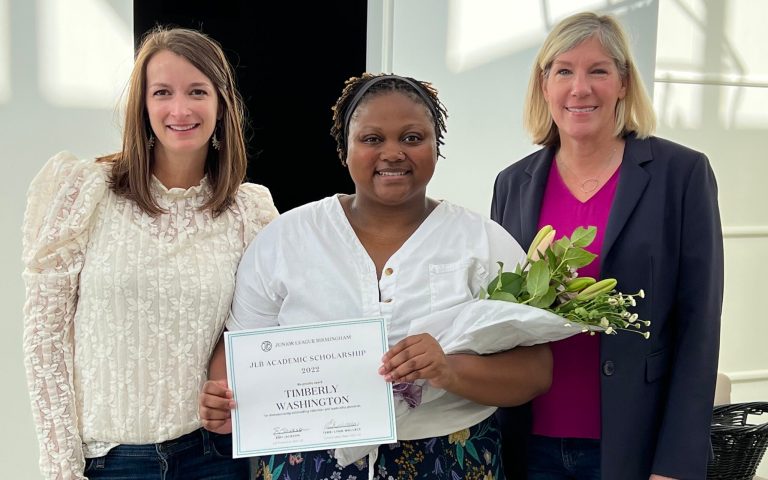 Junior League of Birmingham awards scholarship money to local women Junior League of Birmingham awards scholarship money to local women