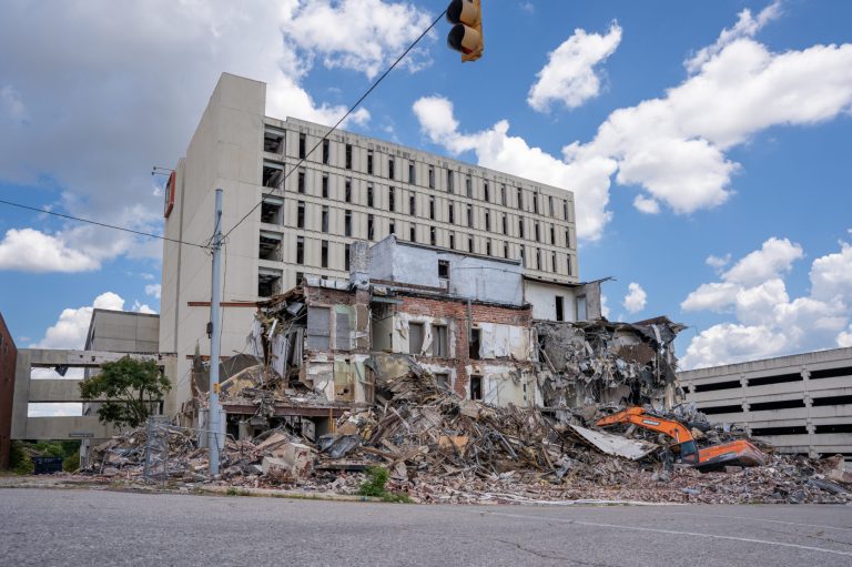 Now the News: demolition on Carraway Hospital has begun, Guthrie’s coming to Hwy 280 + more Now the News: demolition on Carraway Hospital has begun, Guthrie’s coming to Hwy 280 + more