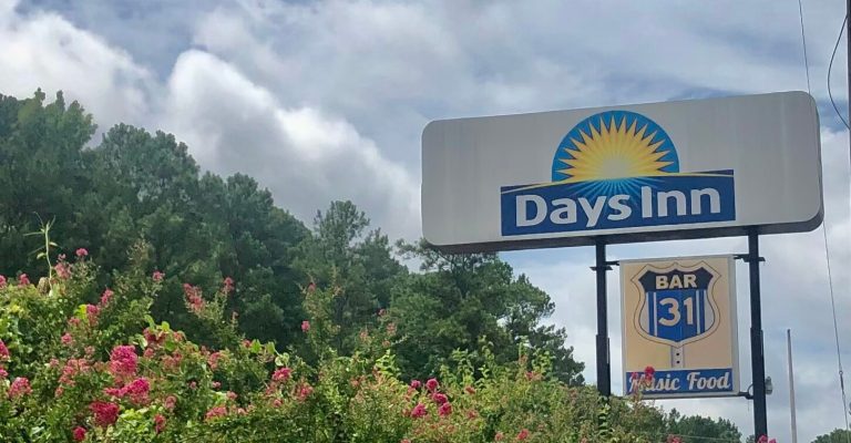 Vestavia Hills to consider purchase of former Days Inn property on Montgomery Highway Vestavia Hills to consider purchase of former Days Inn property on Montgomery Highway