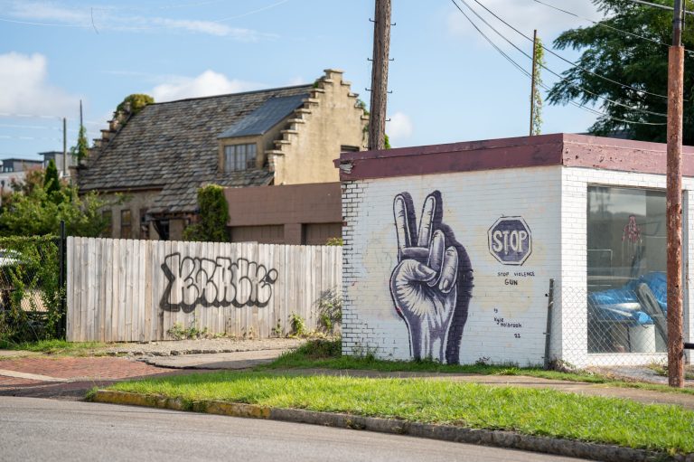 American artist unveils Peace Birmingham mural in Southside American artist unveils Peace Birmingham mural in Southside