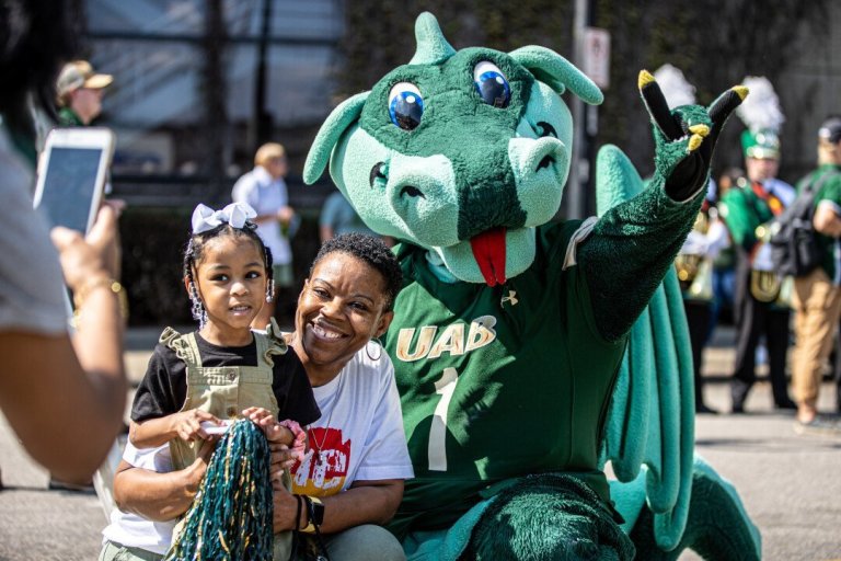 5 Labor Day weekend events + college football—Sept. 2-5 5 Labor Day weekend events + college football—Sept. 2-5