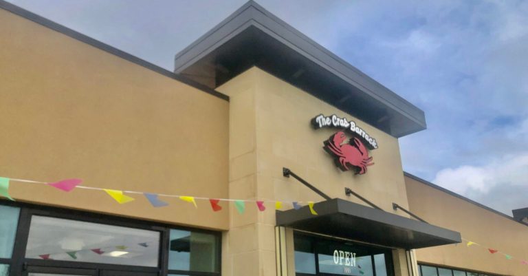 NEW: The Crab Barrack opens Five Points West Crossplex location NEW: The Crab Barrack opens Five Points West Crossplex location