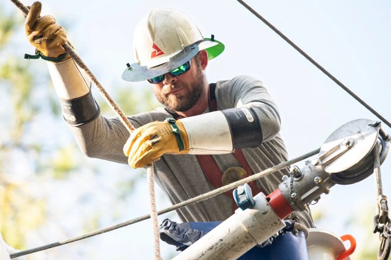 Alabama Power promises no rate increases through 2027 Alabama Power promises no rate increases through 2027