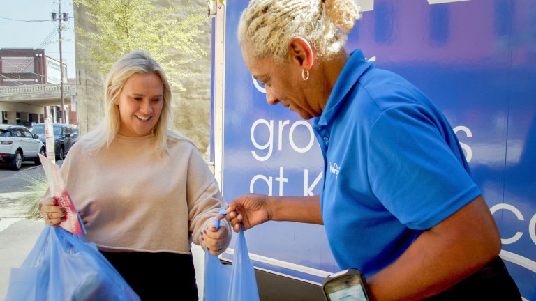 5 reasons we love using Birmingham’s NEW Kroger Delivery—quick delivery, friendly faces + more 5 reasons we love using Birmingham’s NEW Kroger Delivery—quick delivery, friendly faces + more