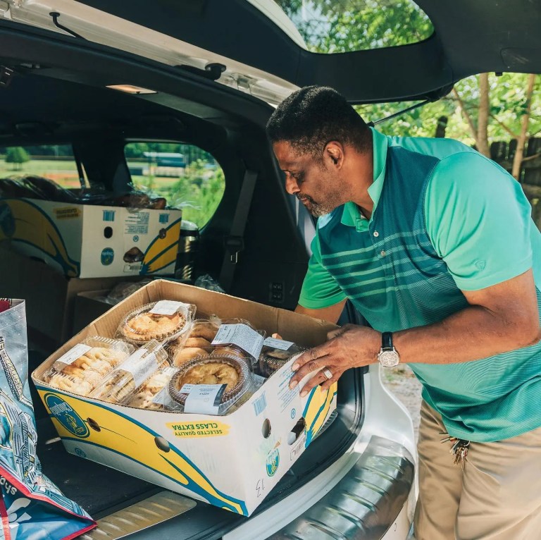 7 local nonprofits helping with food insecurity in Birmingham + why it matters 7 local nonprofits helping with food insecurity in Birmingham + why it matters