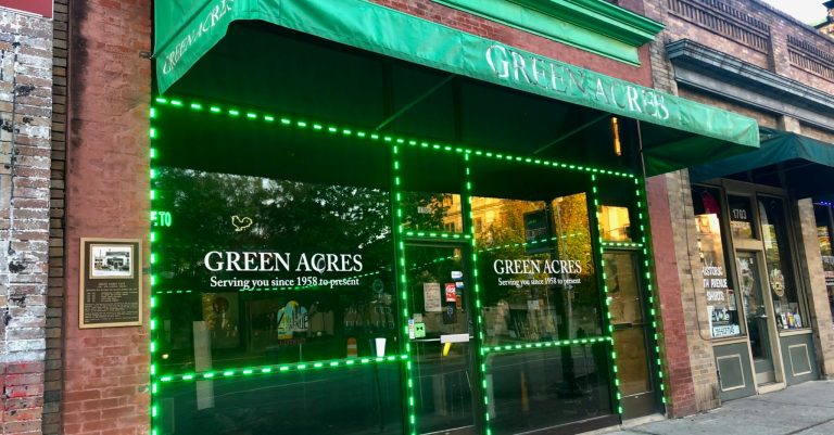 Green Acres Cafe, Dave’s Hot Chicken, Bruto and more earn 95+ food service scores in October Green Acres Cafe, Dave’s Hot Chicken, Bruto and more earn 95+ food service scores in October