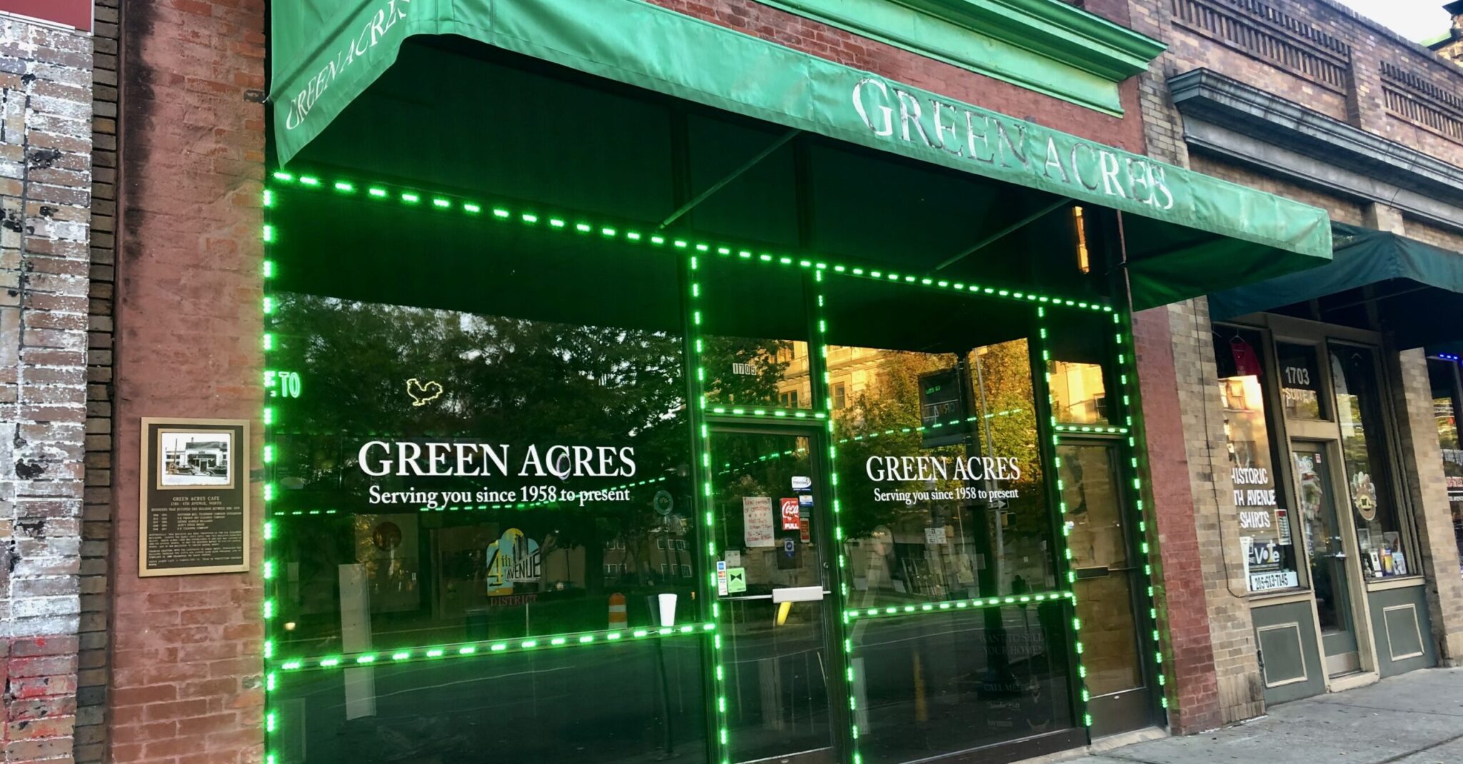 Green Acres Cafe, Dave’s Hot Chicken, Bruto and more earn 95+ food service scores in October