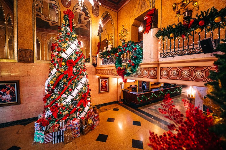 Alabama Theatre’s 2025 Holiday Film Series just dropped—lineup inside Alabama Theatre’s 2025 Holiday Film Series just dropped—lineup inside
