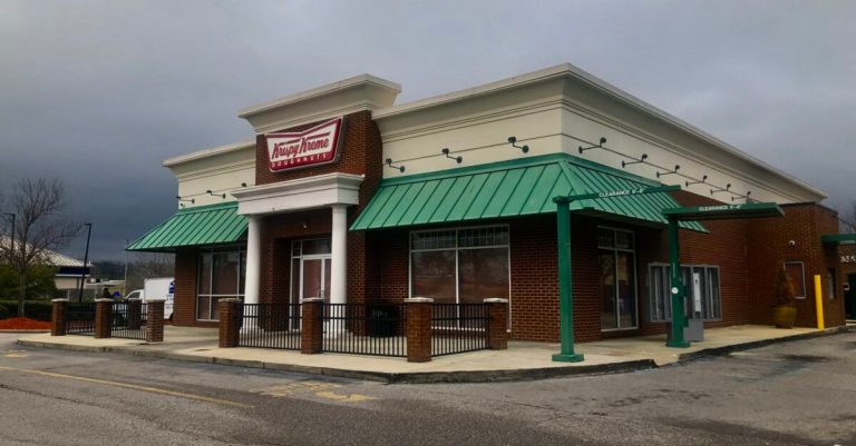 The “hot light” is gone. Krispy Kreme on 280 closes. The “hot light” is gone. Krispy Kreme on 280 closes.