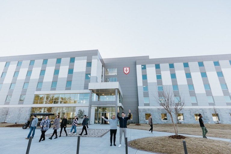 Highlands College opens new residential hall—a M gift from Hobby Lobby CEO Highlands College opens new residential hall—a M gift from Hobby Lobby CEO