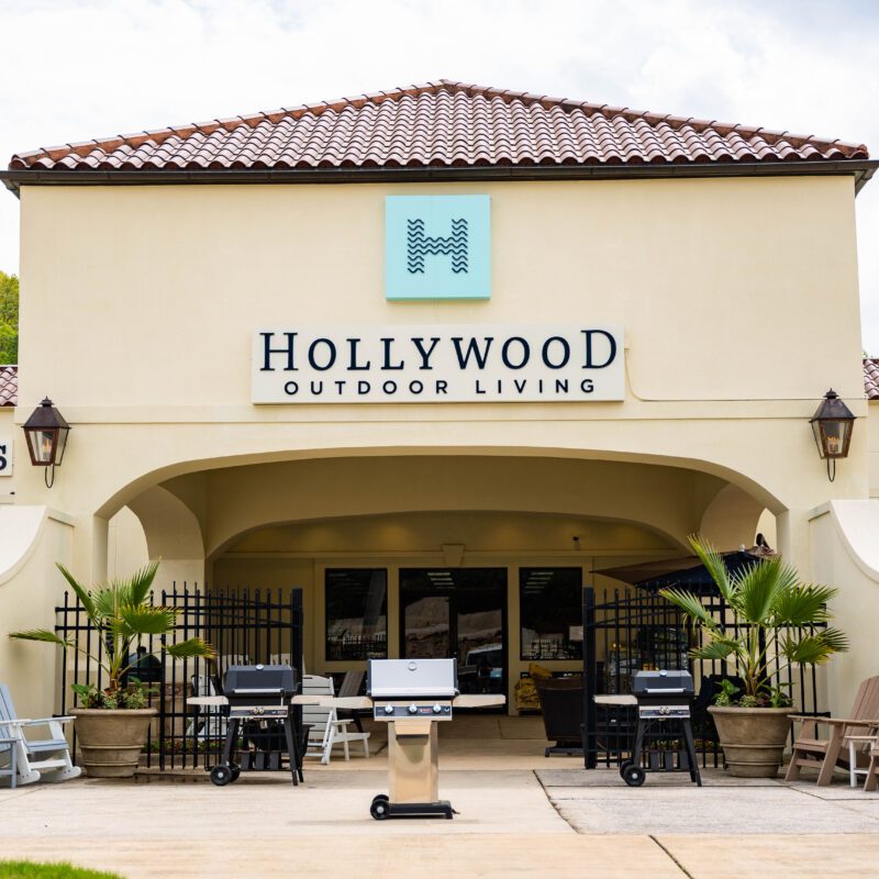 An inside look at Hollywood Outdoor Living, your go-to spot for luxury pools, lighting + more An inside look at Hollywood Outdoor Living, your go-to spot for luxury pools, lighting + more