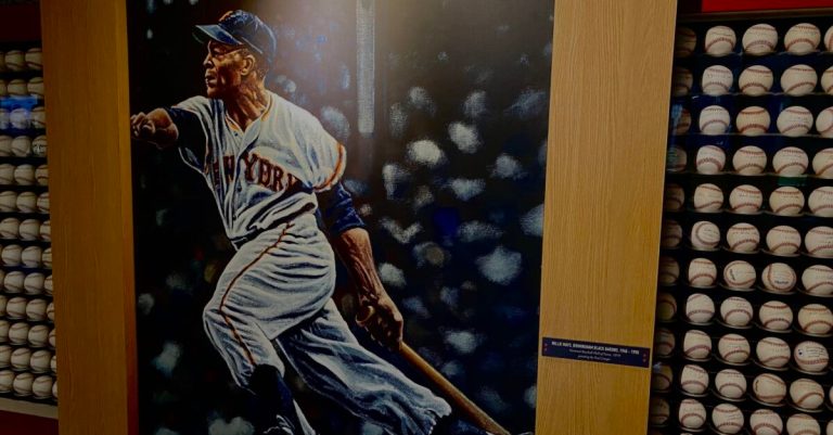 Willie Mays passes away at age of 93 Willie Mays passes away at age of 93