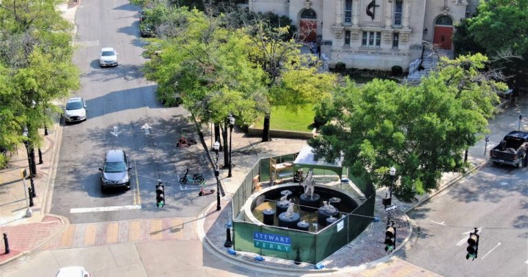 What’s happening at “The Storyteller” fountain in 5 Points South? We’ve got the answers. What’s happening at “The Storyteller” fountain in 5 Points South? We’ve got the answers.