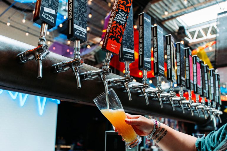 Monday Night Brewing in Birmingham wins five awards in national competition Monday Night Brewing in Birmingham wins five awards in national competition