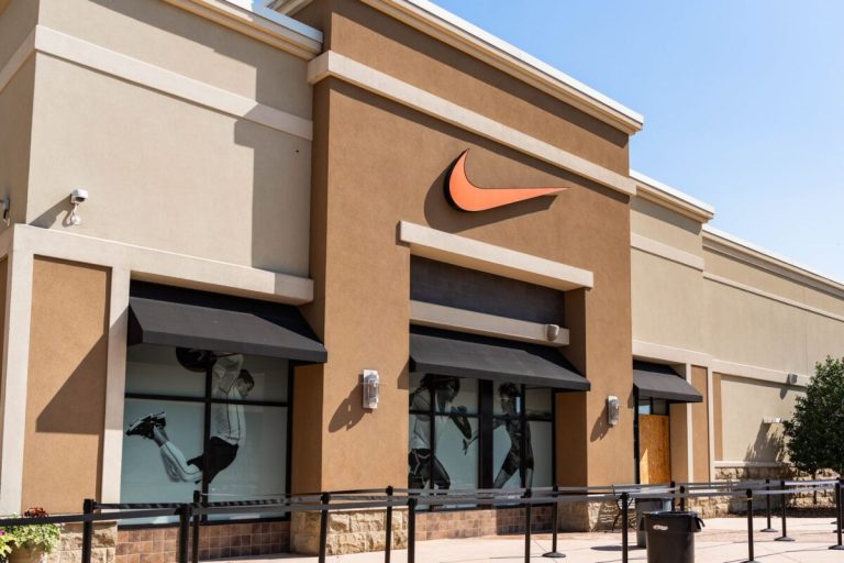 Nike outlet at Grand River will be closing its doors Nike outlet at Grand River will be closing its doors