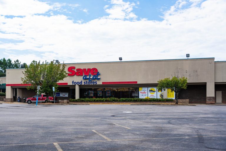 Major grocery store closes in West End Birmingham Major grocery store closes in West End Birmingham