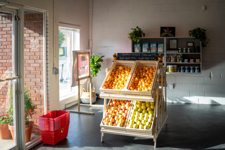 How to find healthy food in Birmingham’s food-insecure neighborhoods How to find healthy food in Birmingham’s food-insecure neighborhoods