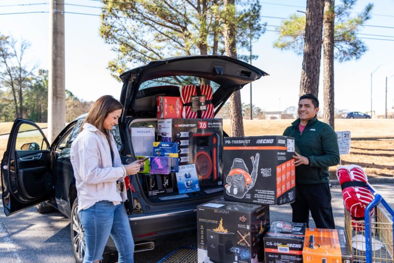 Get big savings on electronics, name brand clothing + more on this local bidding platform Get big savings on electronics, name brand clothing + more on this local bidding platform
