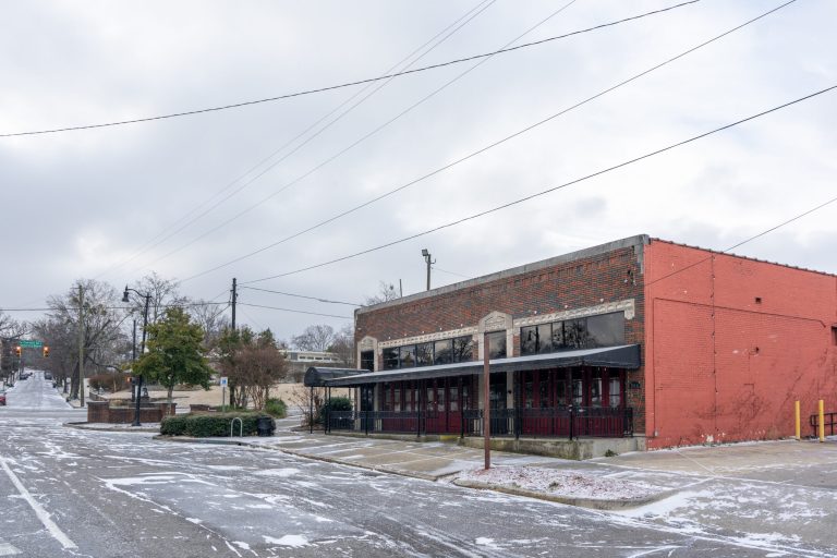 Lakeview’s Five restaurant vacated, available for lease Lakeview’s Five restaurant vacated, available for lease